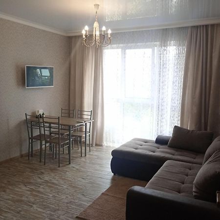 Apartments Kiev Bagian luar foto